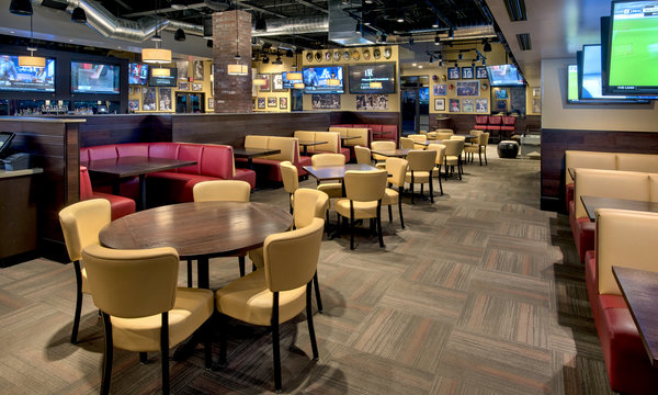 Recovery Sports Grill Port Saint Lucie Dining Room